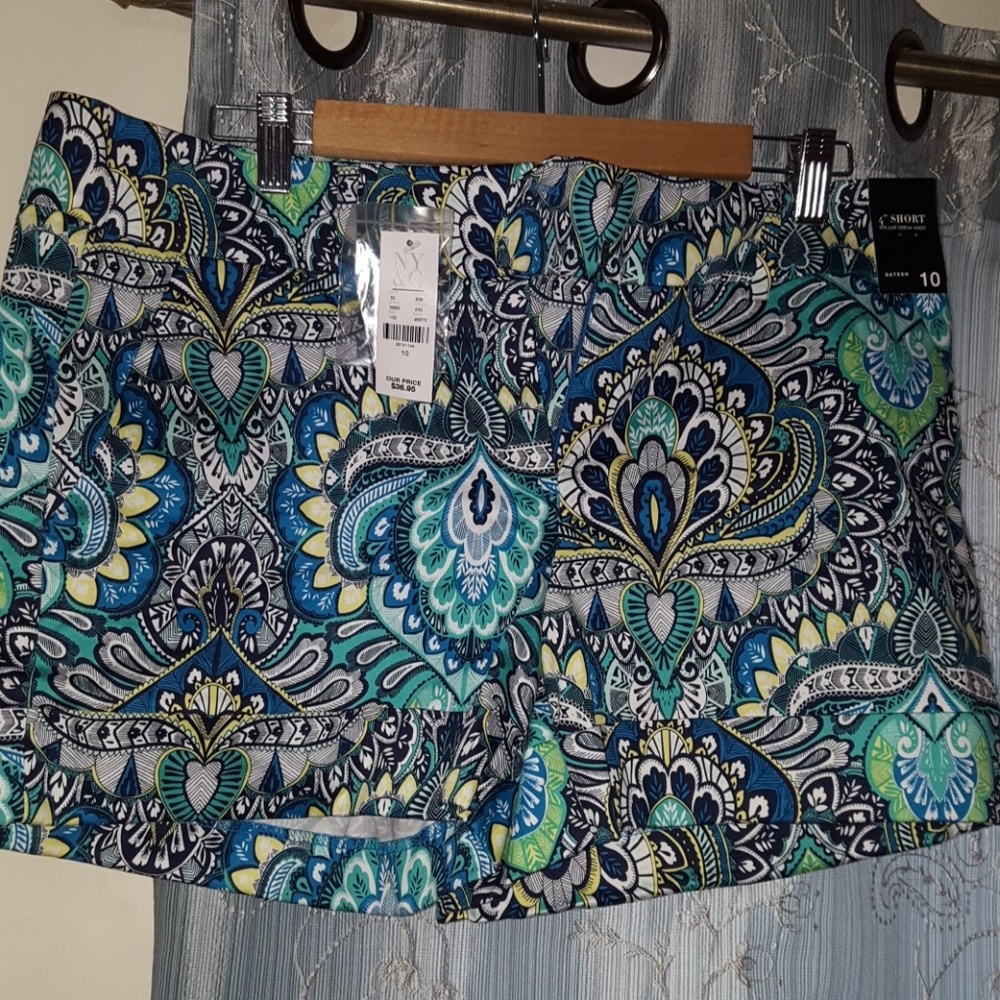 Beautiful shorts from NY&Co. Size 10